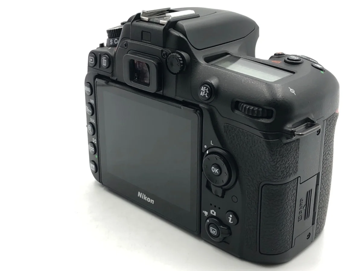 Nikon D7500 - 縮圖 2