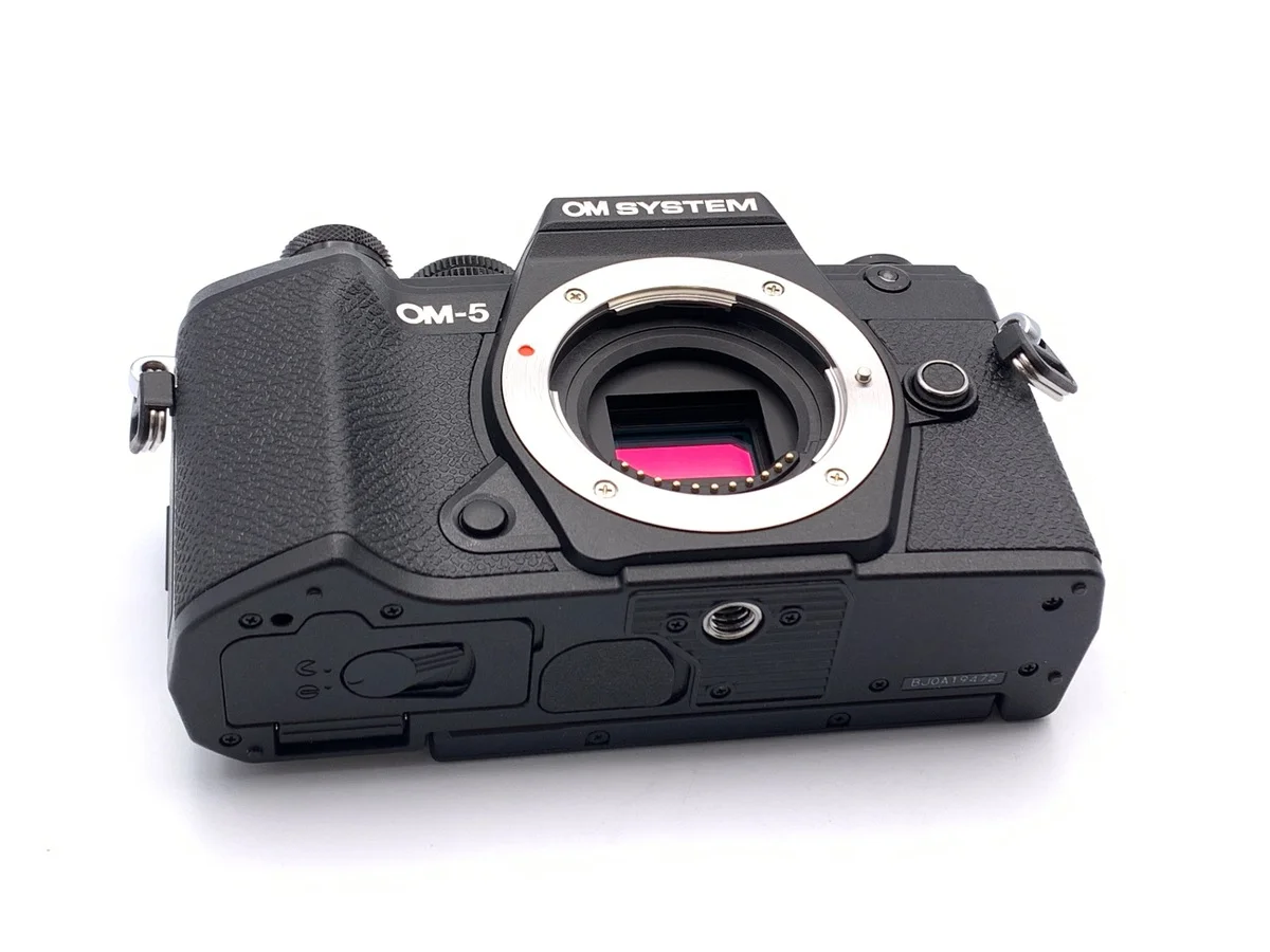 Olympus OM SYSTEM OM-5 - Thumbnail 3