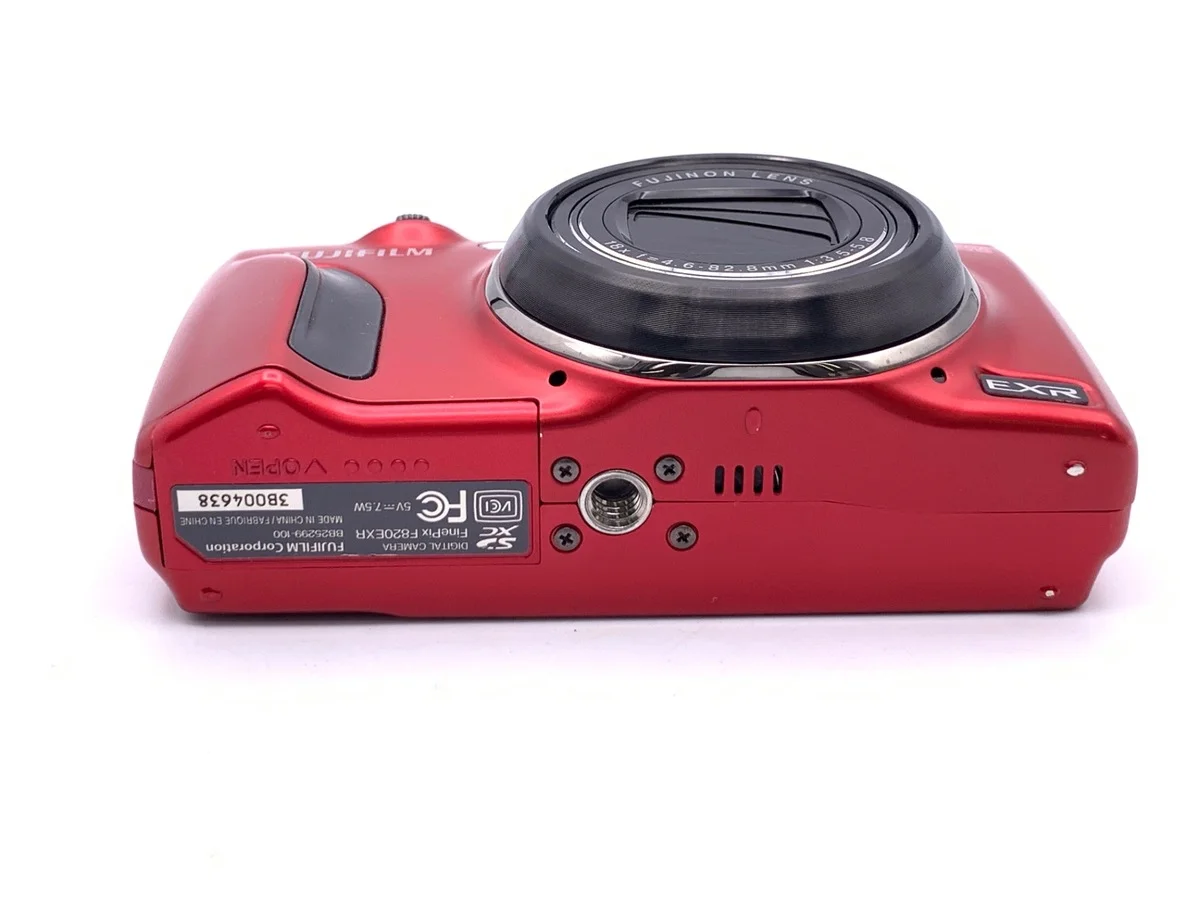 Fujifilm FinePix F820EXR - Thumbnail 3