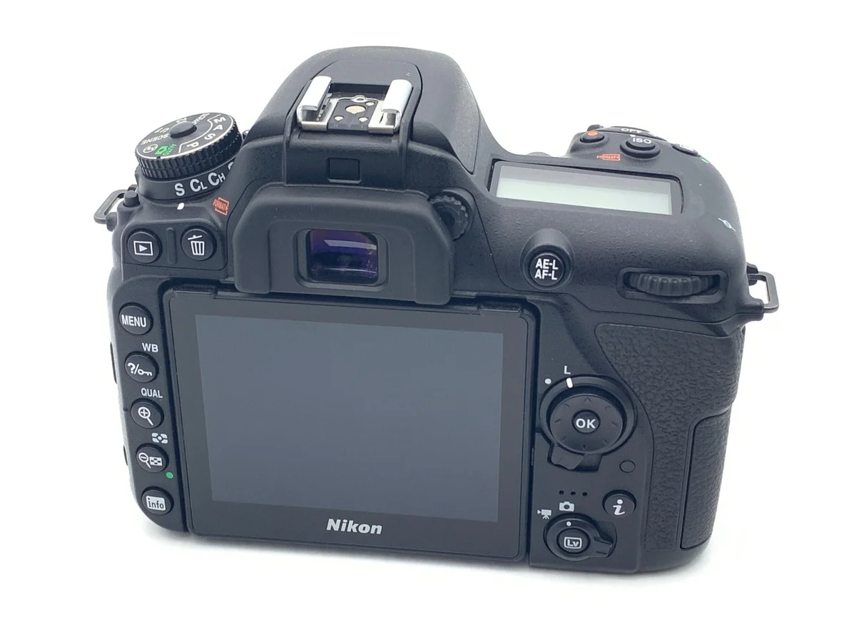 Nikon D7500 - Thumbnail 2