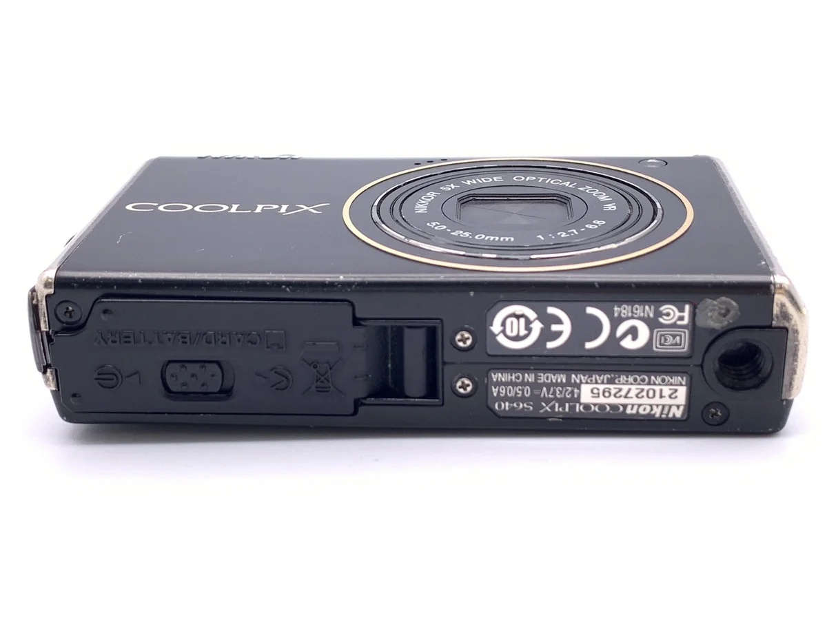 Nikon COOLPIX S640 - Thumbnail 3