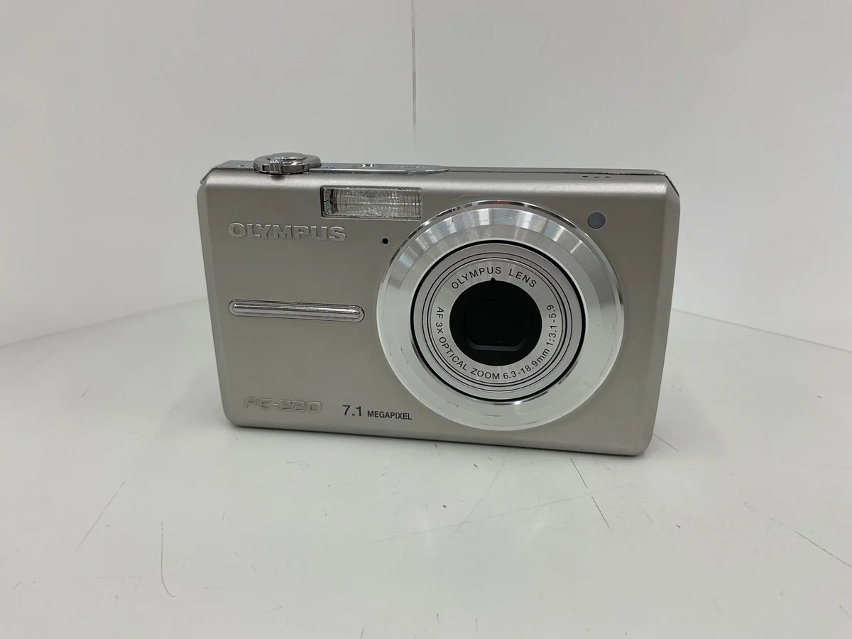 Olympus FE-220