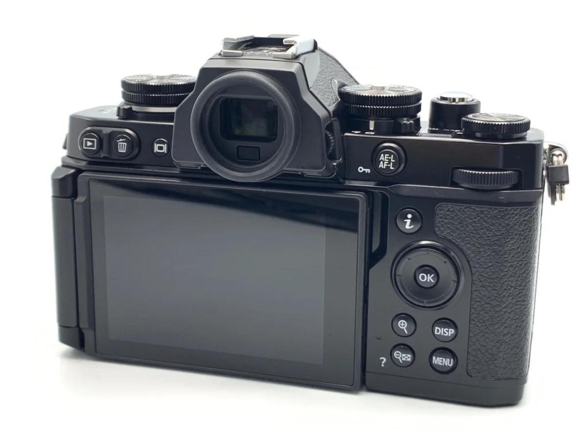 Nikon Zfc - Thumbnail 2