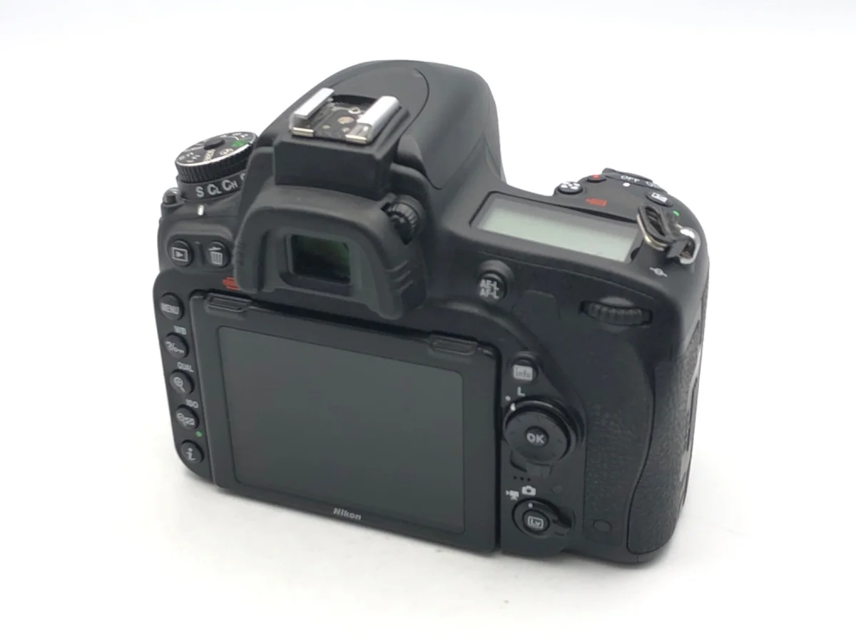 Nikon D750 - Thumbnail 2