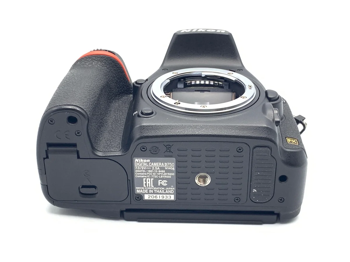 Nikon D750 - Thumbnail 3