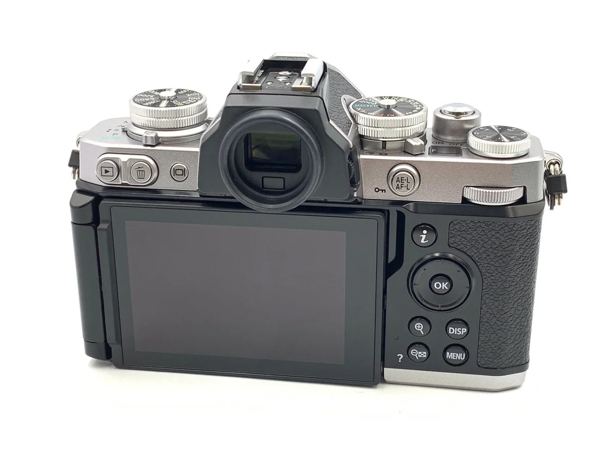 Nikon Zfc - Thumbnail 2