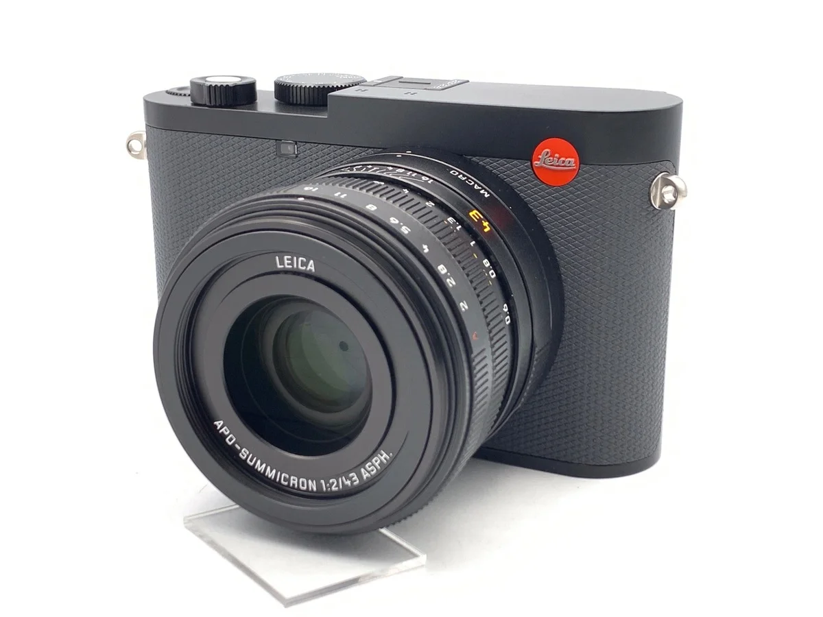 Leica Q3 43