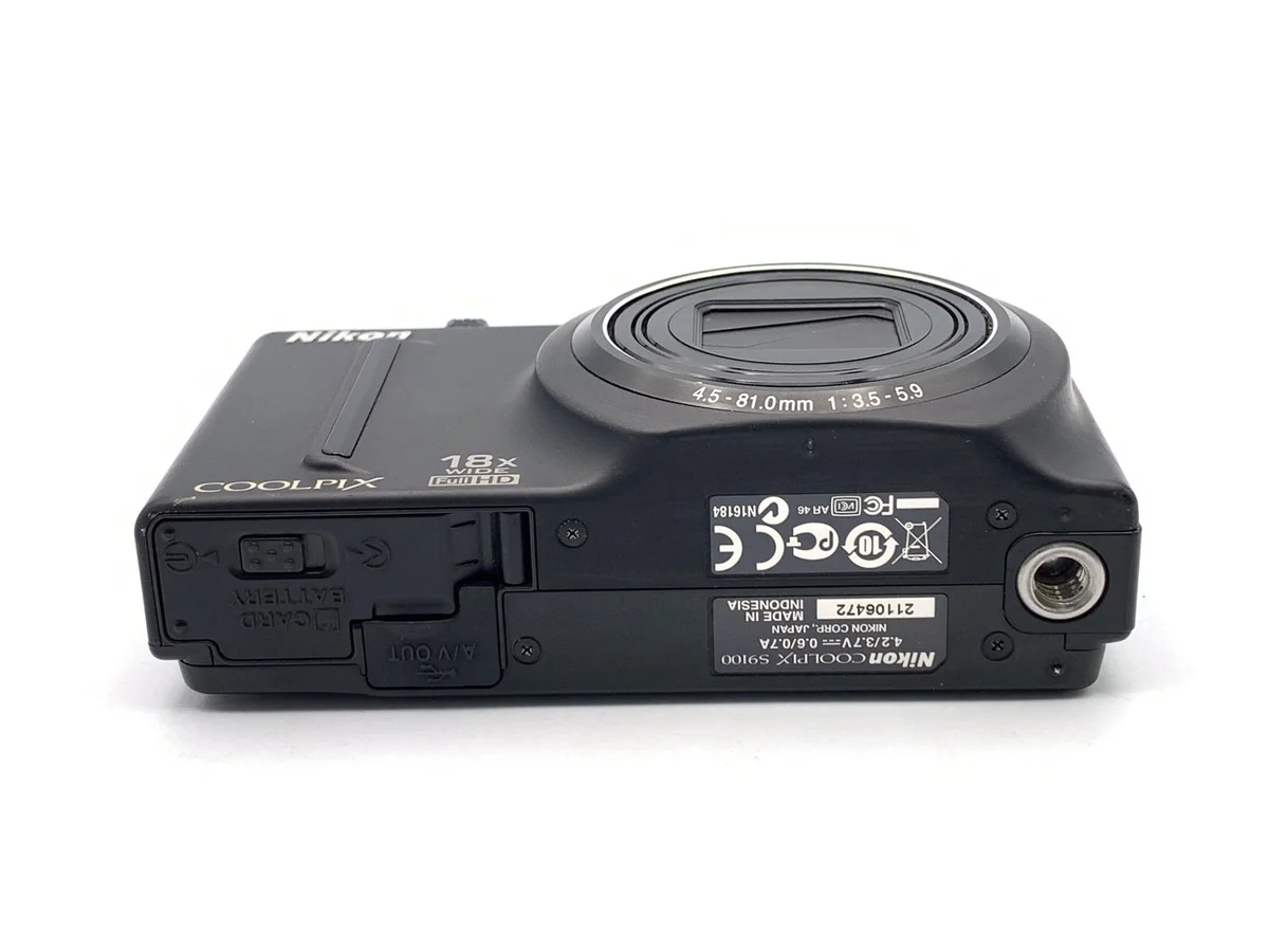 Nikon COOLPIX S9100 - Thumbnail 3