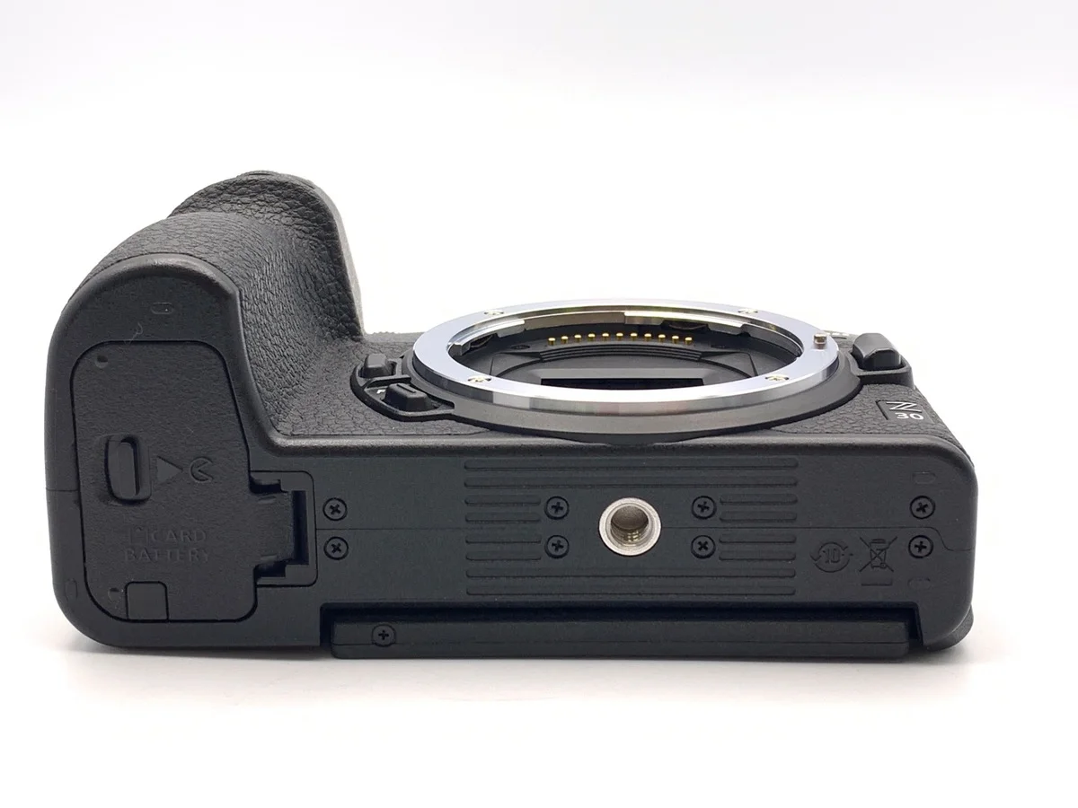Nikon Z30 - Thumbnail 3