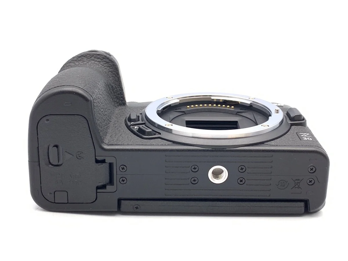 Nikon Z30 - Thumbnail 3