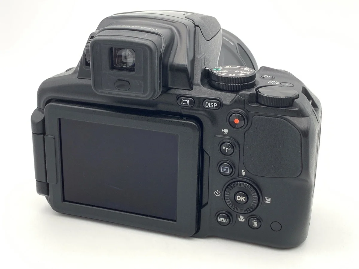 Nikon COOLPIX P900 - Thumbnail 2