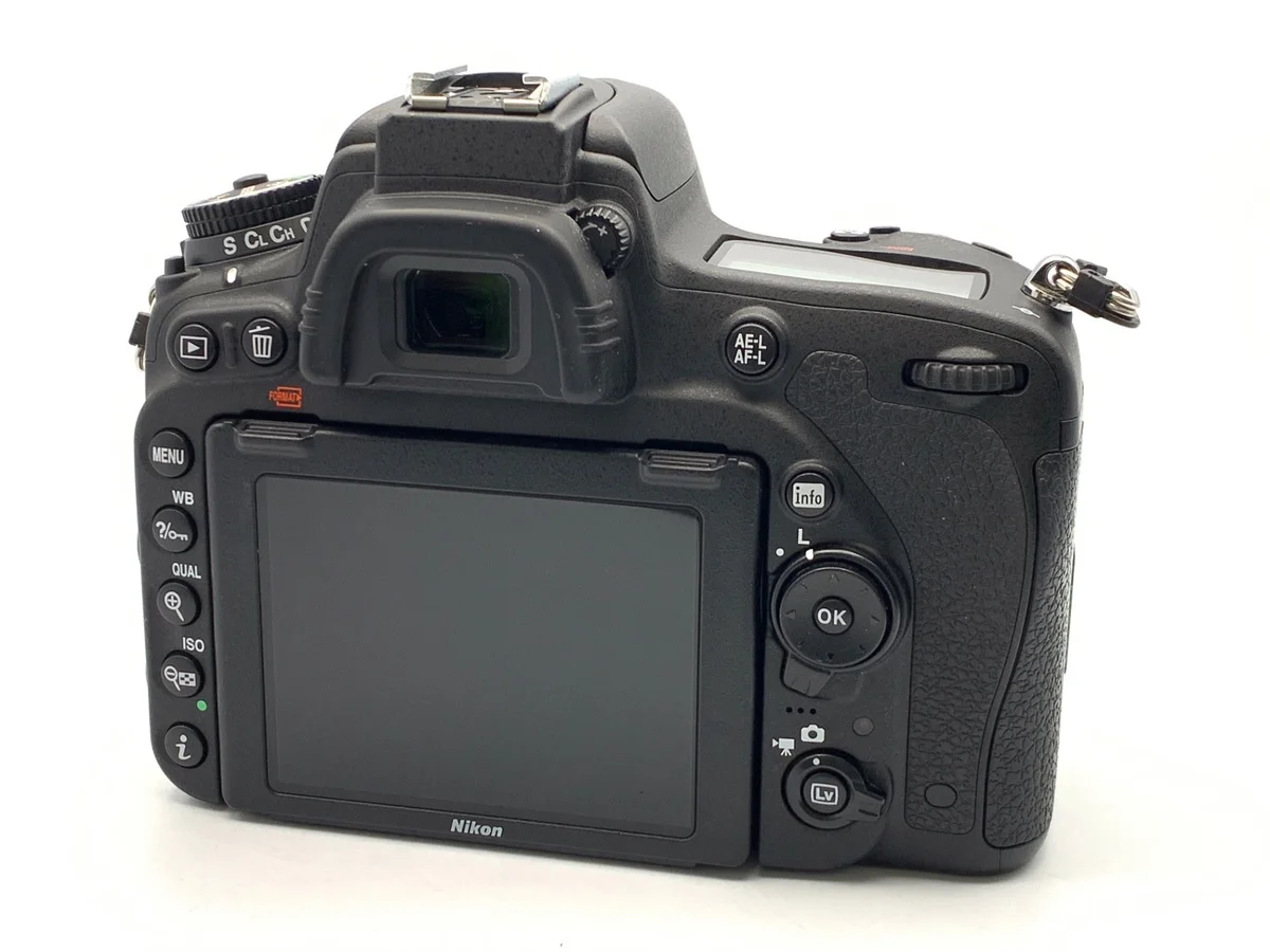 Nikon D750 - Thumbnail 2