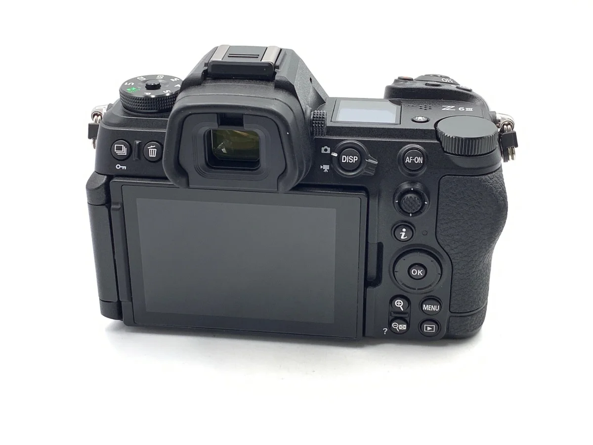 Nikon Z6III - Thumbnail 2