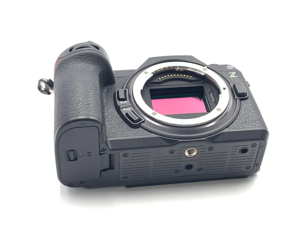 Nikon Z6III - Thumbnail 3