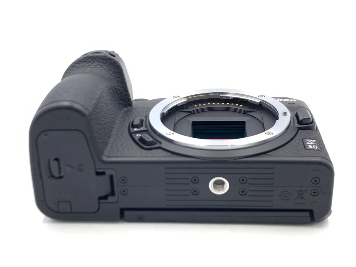 Nikon Z30 - Thumbnail 3