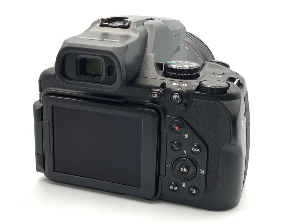 Nikon COOLPIX P1000 - Thumbnail 2