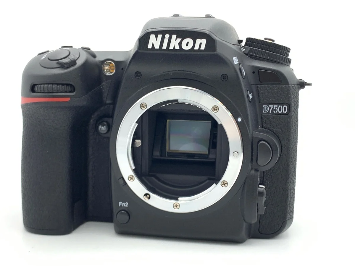 Nikon D7500