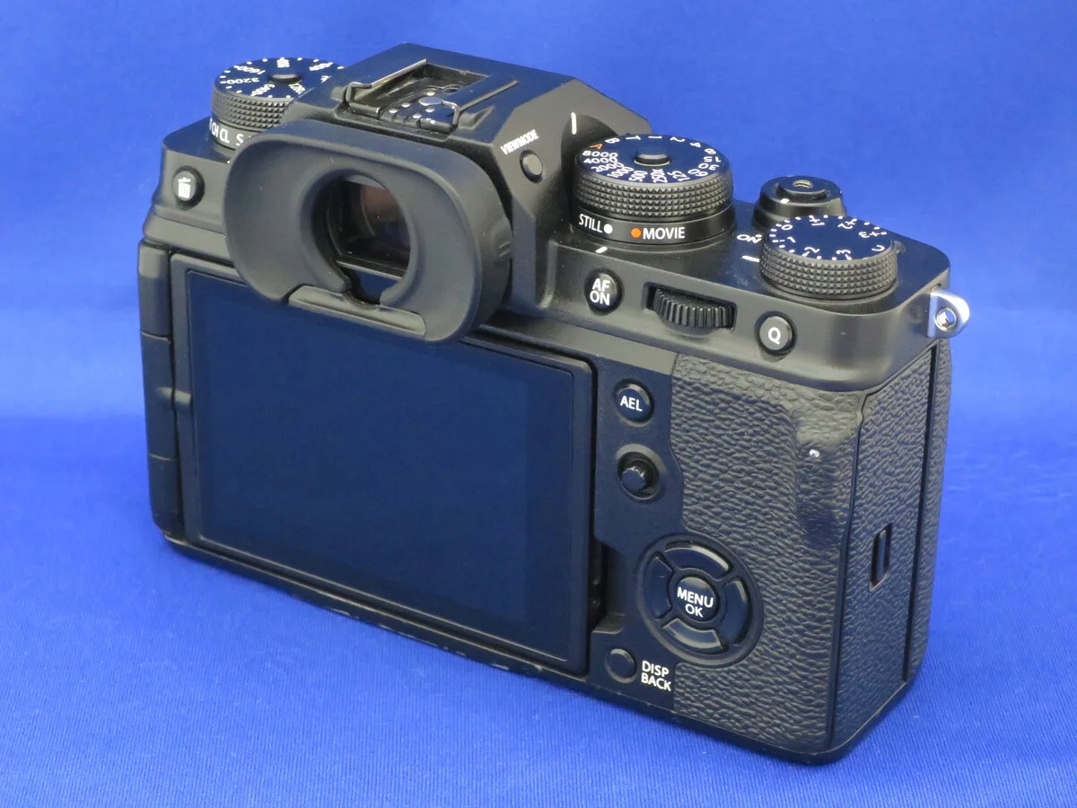 Fujifilm X-T4 - Thumbnail 2