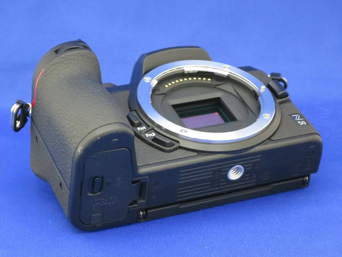 Nikon Z50 - Thumbnail 3