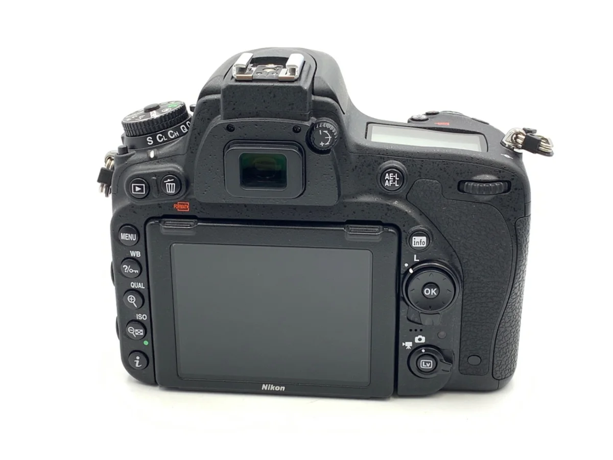 Nikon D750 - Thumbnail 2