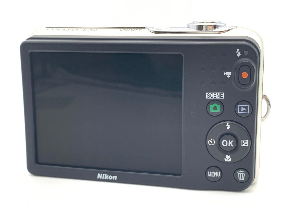 Nikon COOLPIX L32SL - Thumbnail 2
