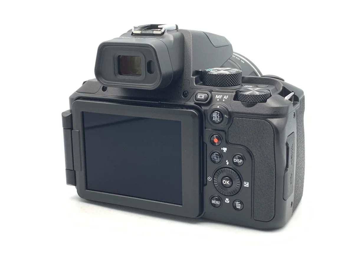 Nikon COOLPIX P950 - Thumbnail 2