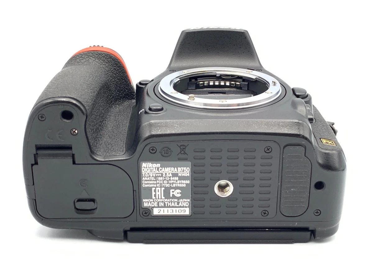 Nikon D750 - Thumbnail 3