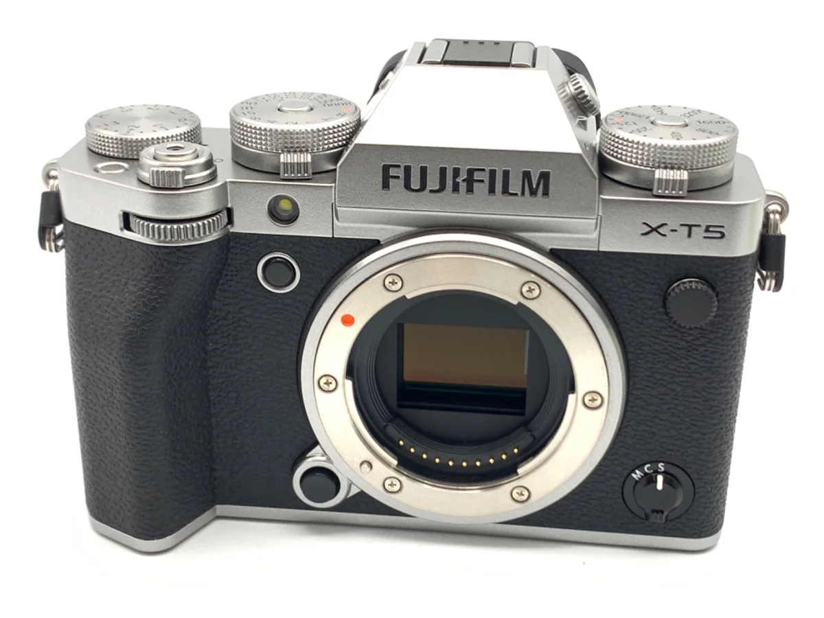 Fujifilm X-T5