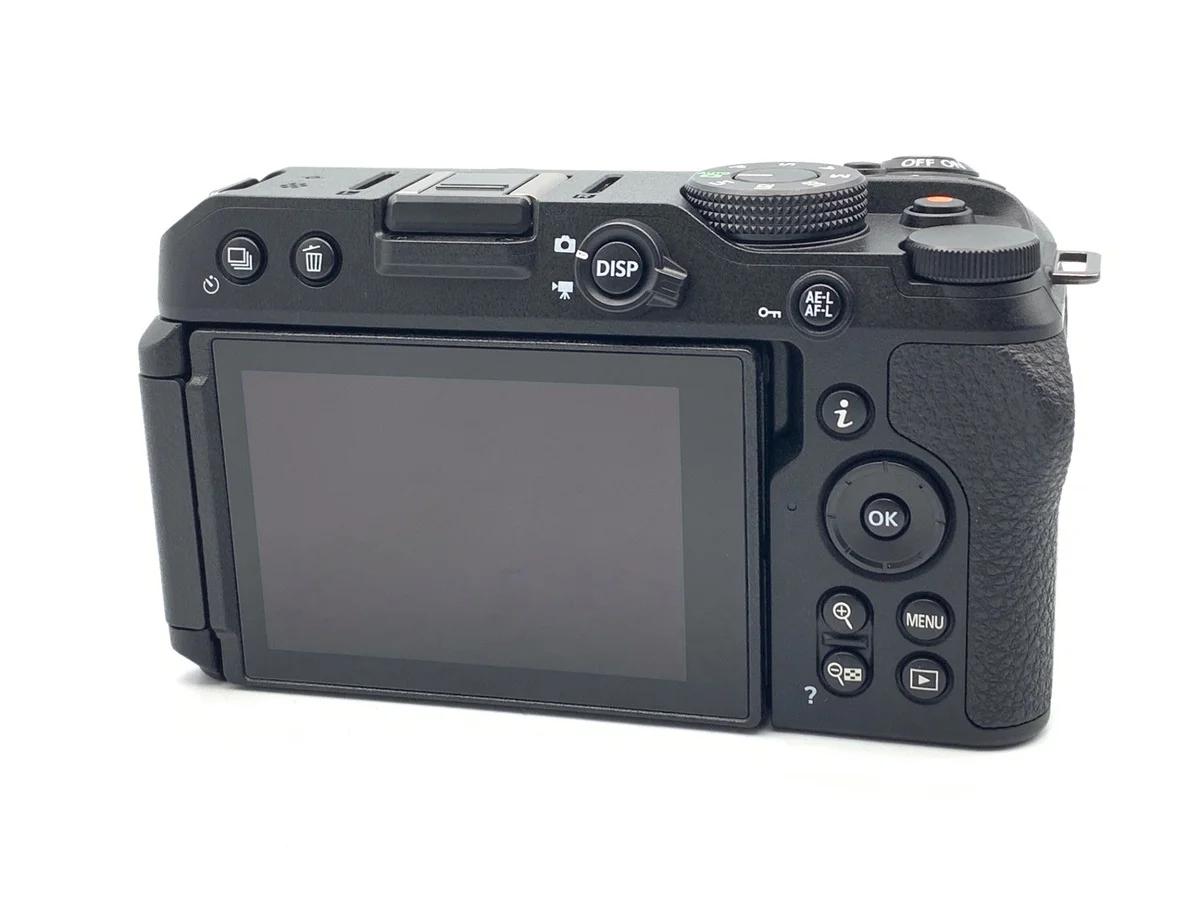 Nikon Z30 - Thumbnail 2