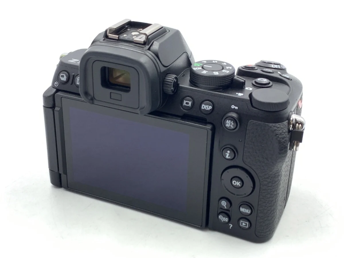 Nikon Z50II - Thumbnail 2