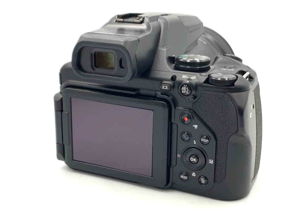 Nikon COOLPIX P1100 - Thumbnail 2