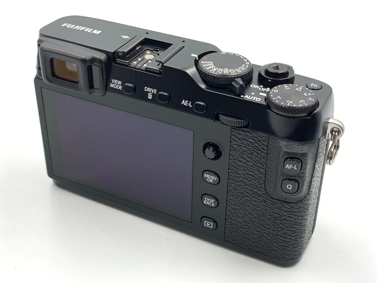 Fujifilm X-E3 - Thumbnail 2