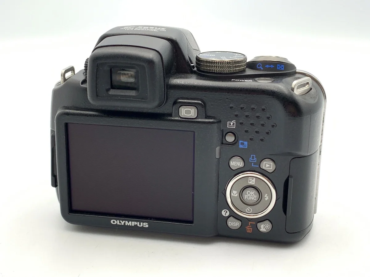 Olympus CAMEDIA SP-565UZ - Thumbnail 2