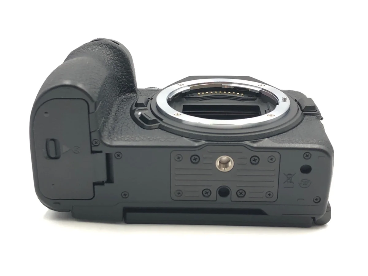 Nikon Z5II - Thumbnail 3