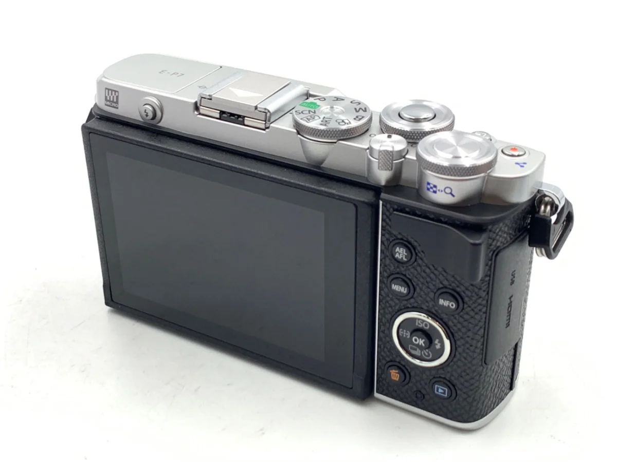 Olympus PEN E-P7 - Thumbnail 2
