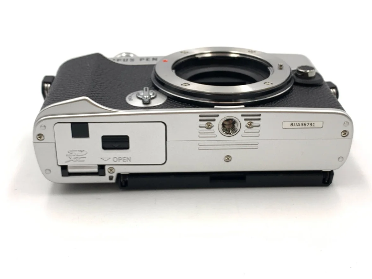 Olympus PEN E-P7 - Thumbnail 3