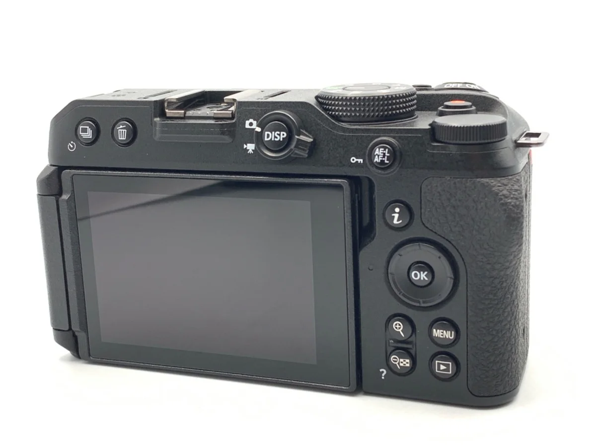 Nikon Z30 - Thumbnail 2