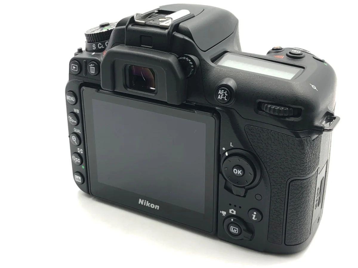 Nikon D7500 - Thumbnail 2