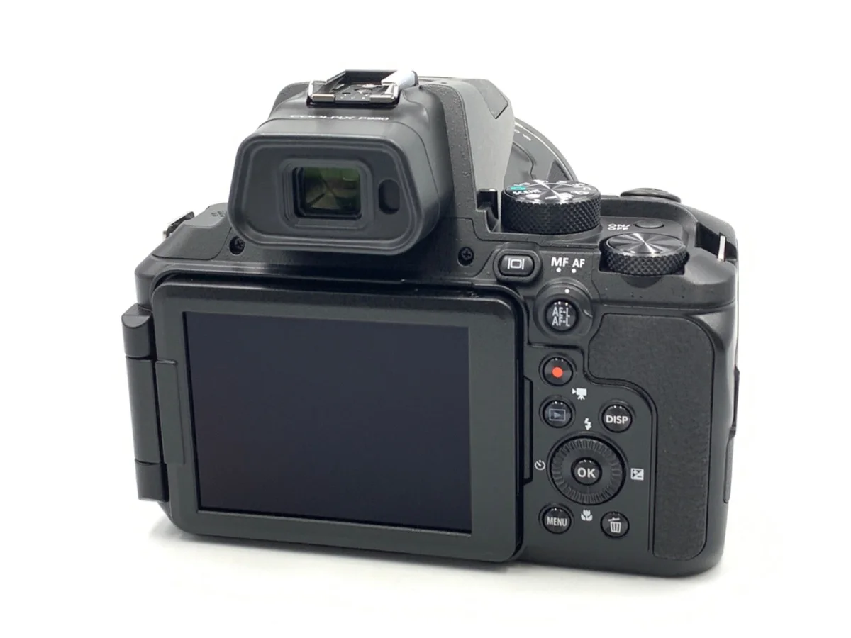 Nikon COOLPIX P950 - Thumbnail 2