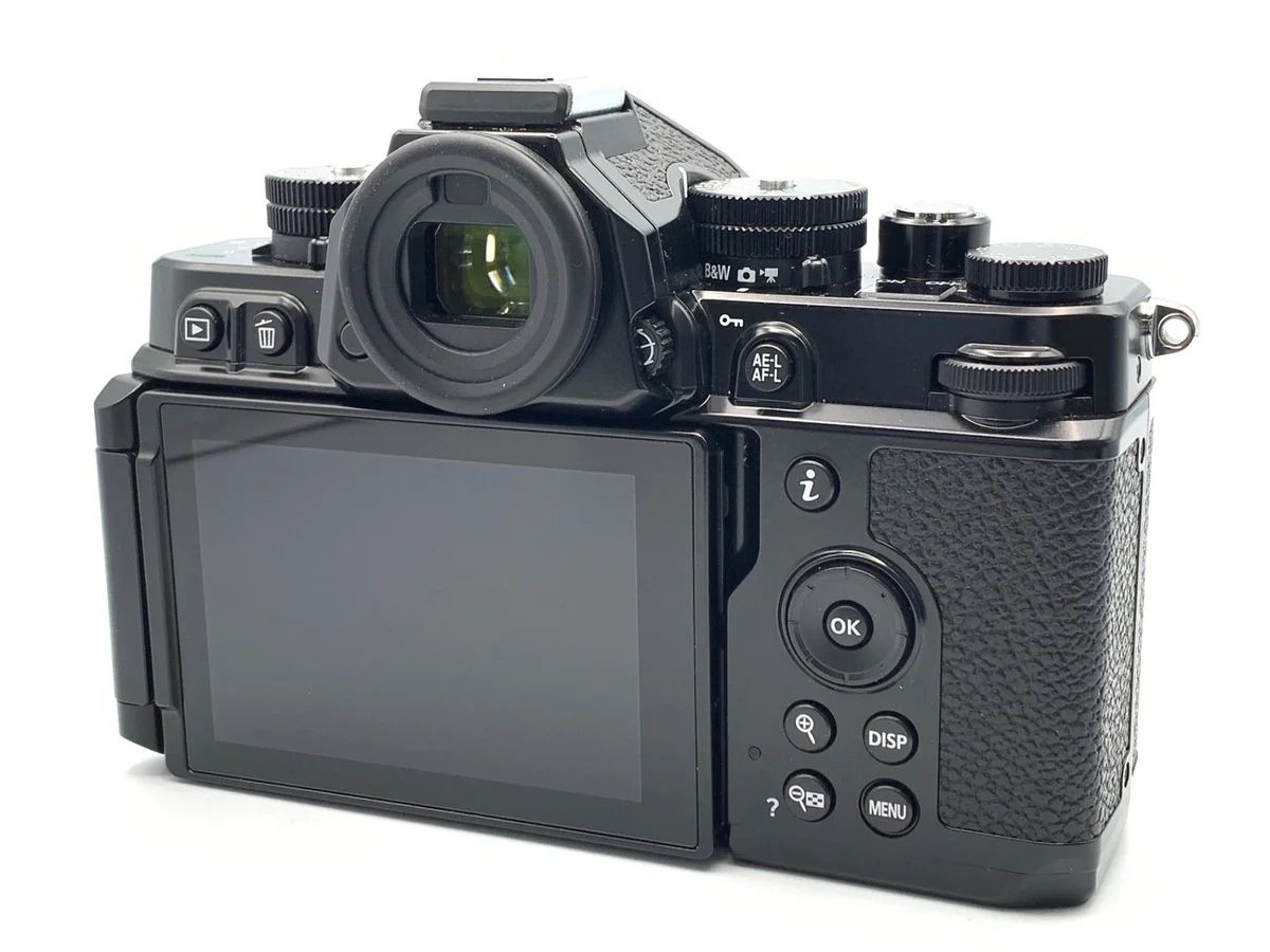 Nikon Zf - Thumbnail 2