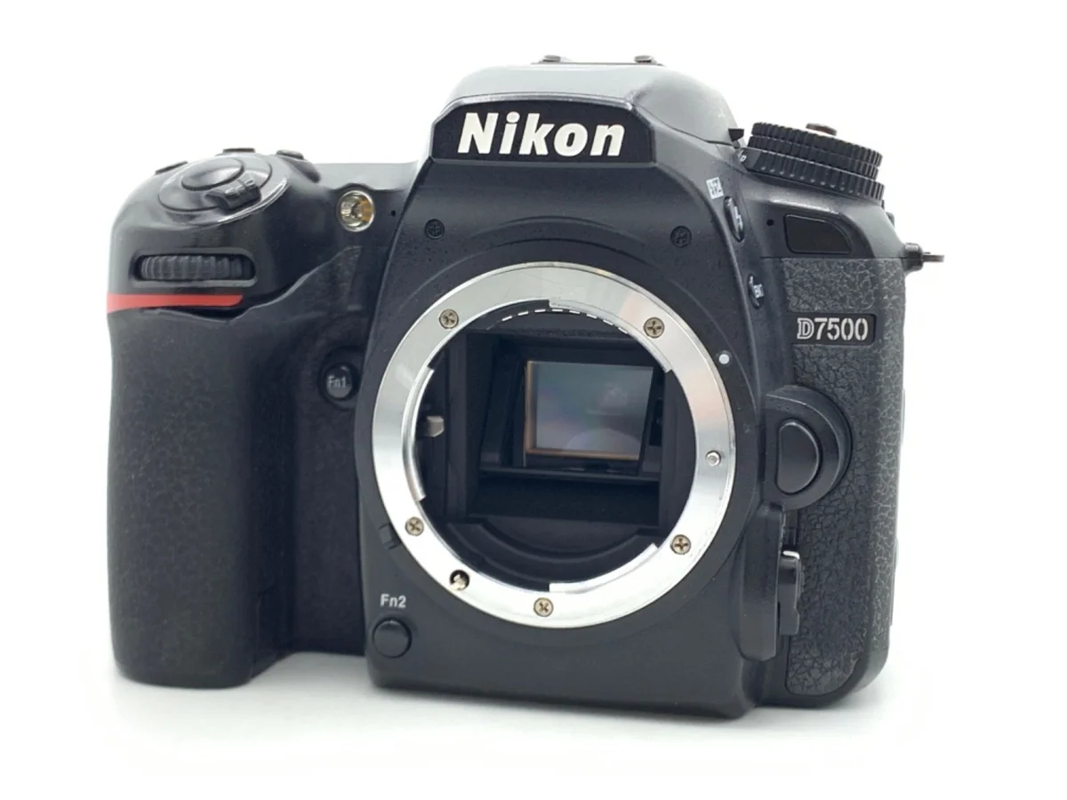 Nikon D7500