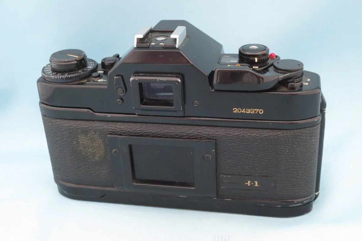 Canon A-1 - Thumbnail 2
