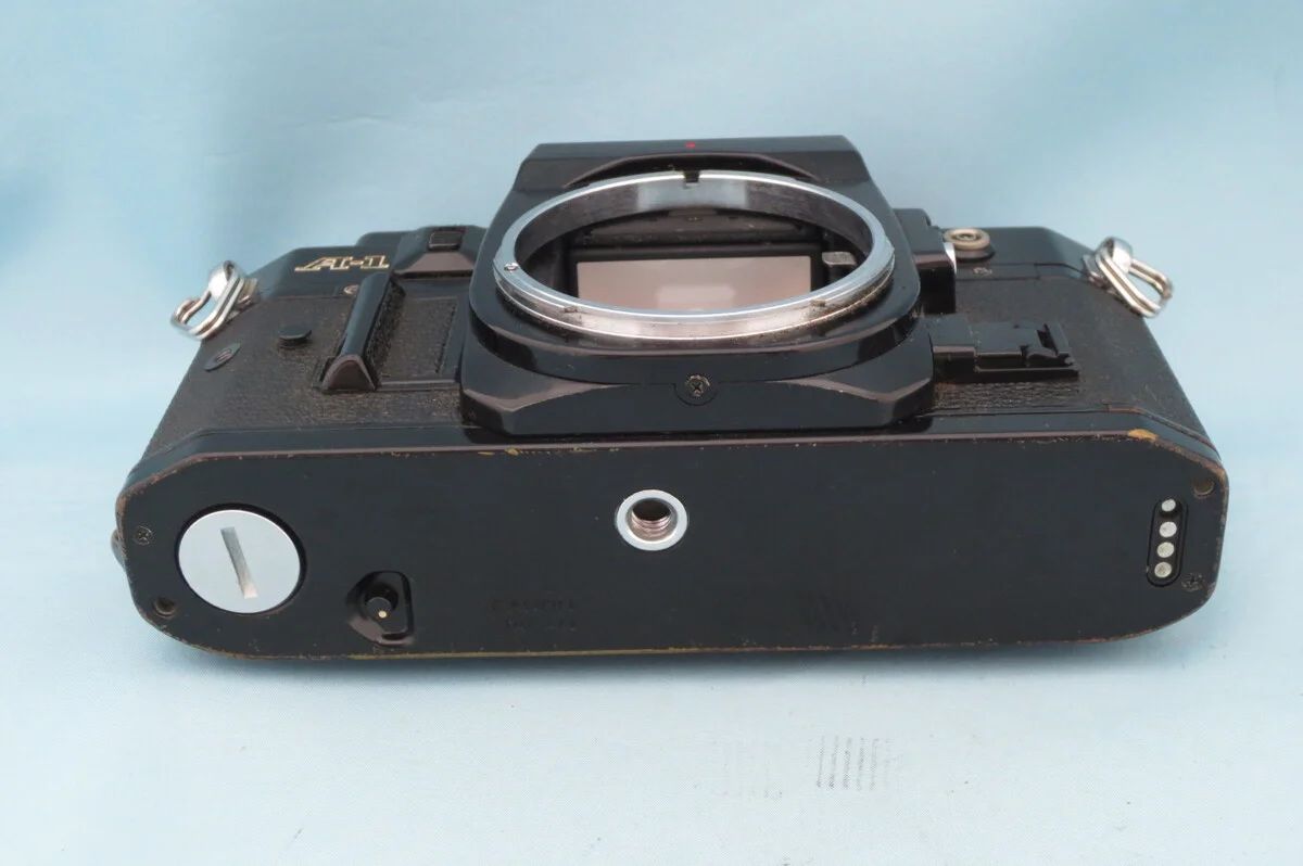 Canon A-1 - Thumbnail 3