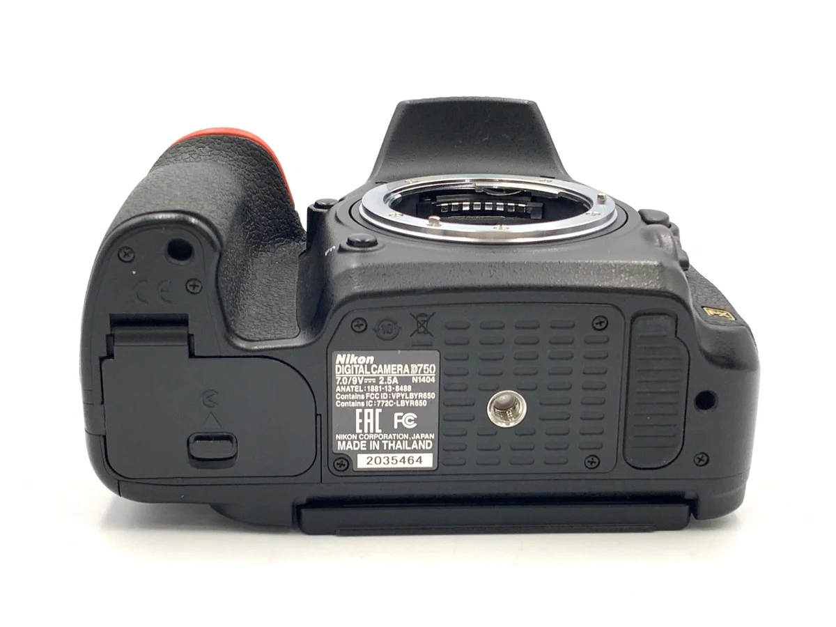 Nikon D750 - Thumbnail 3