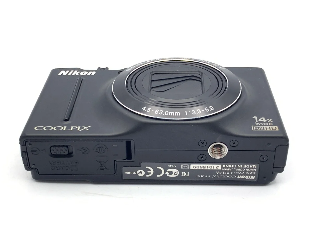 Nikon COOLPIX S8200 - Thumbnail 3
