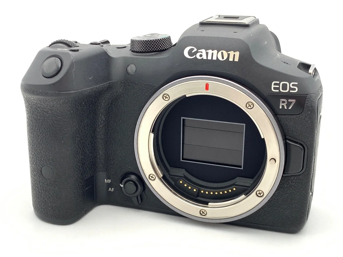Canon EOS R7