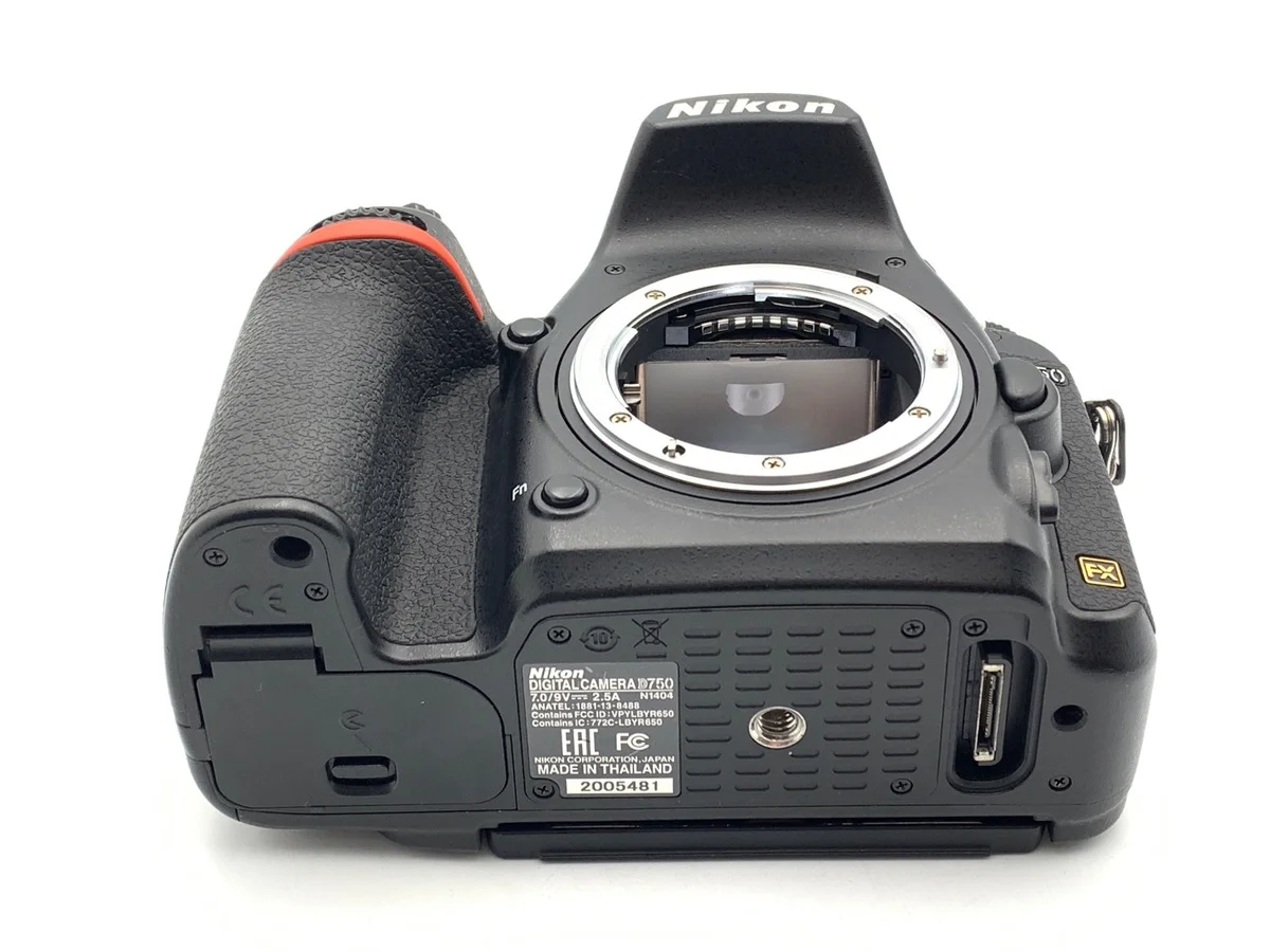 Nikon D750 - Thumbnail 3