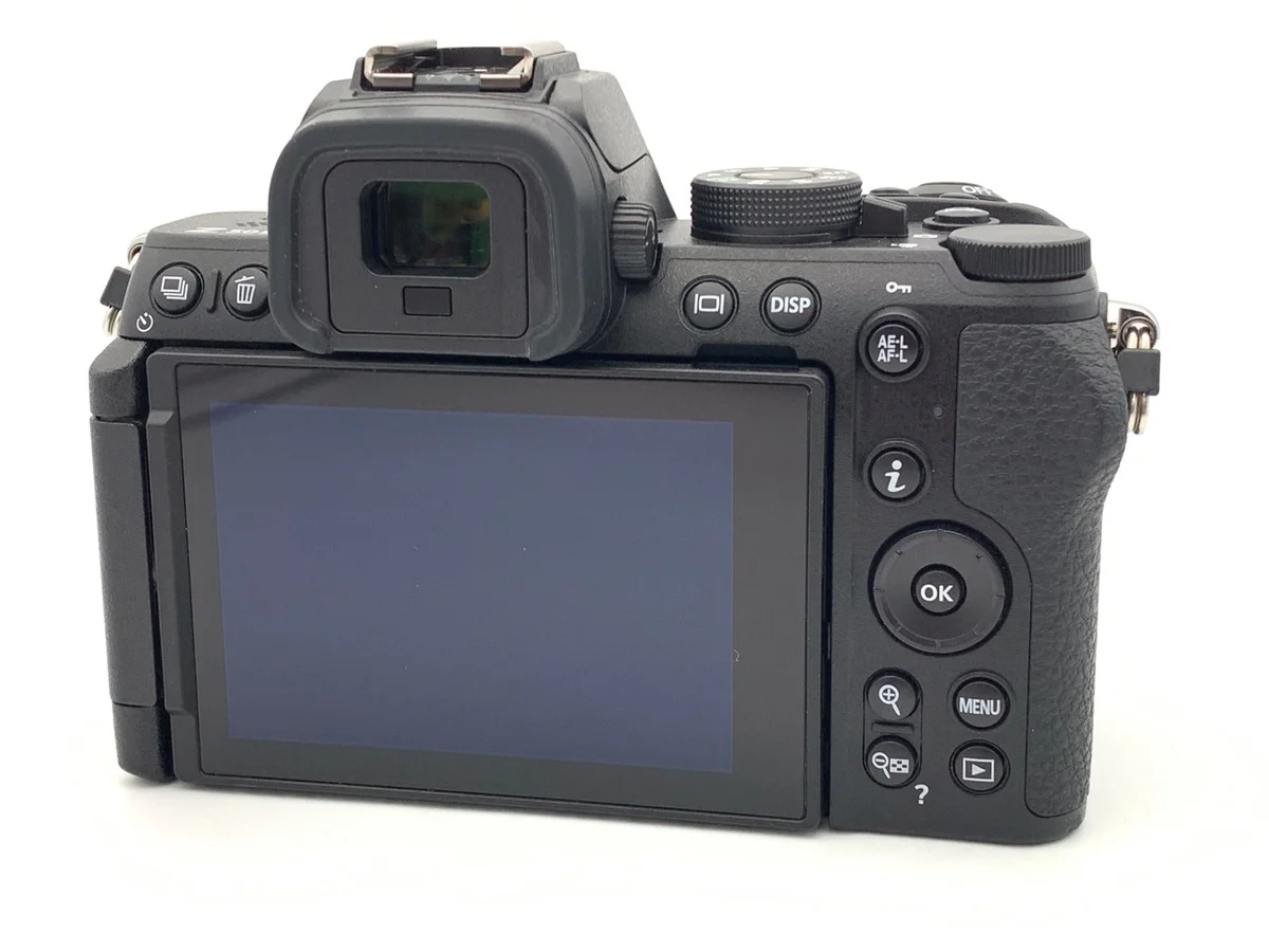 Nikon Z50II - Thumbnail 2