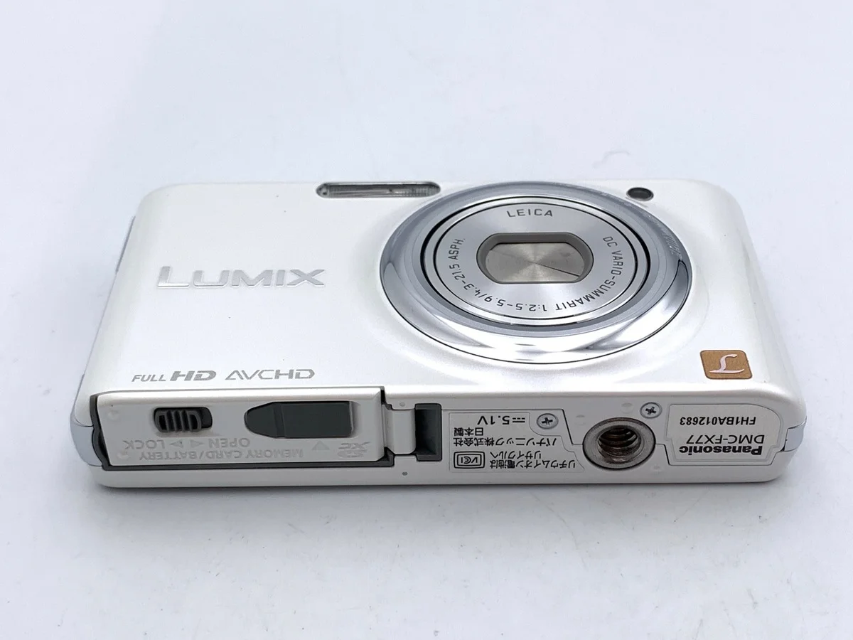 Panasonic LUMIX DMC-FX77 - Thumbnail 3