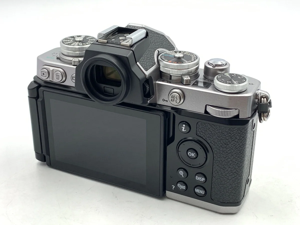 Nikon Zfc - Thumbnail 2